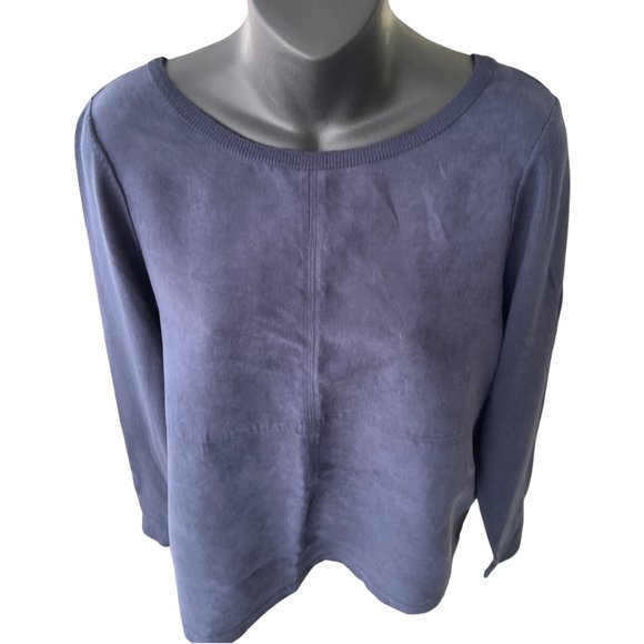 🌸4/$50🌸 Faux Suede Scoopneck Sweater - Picture 2 of 9